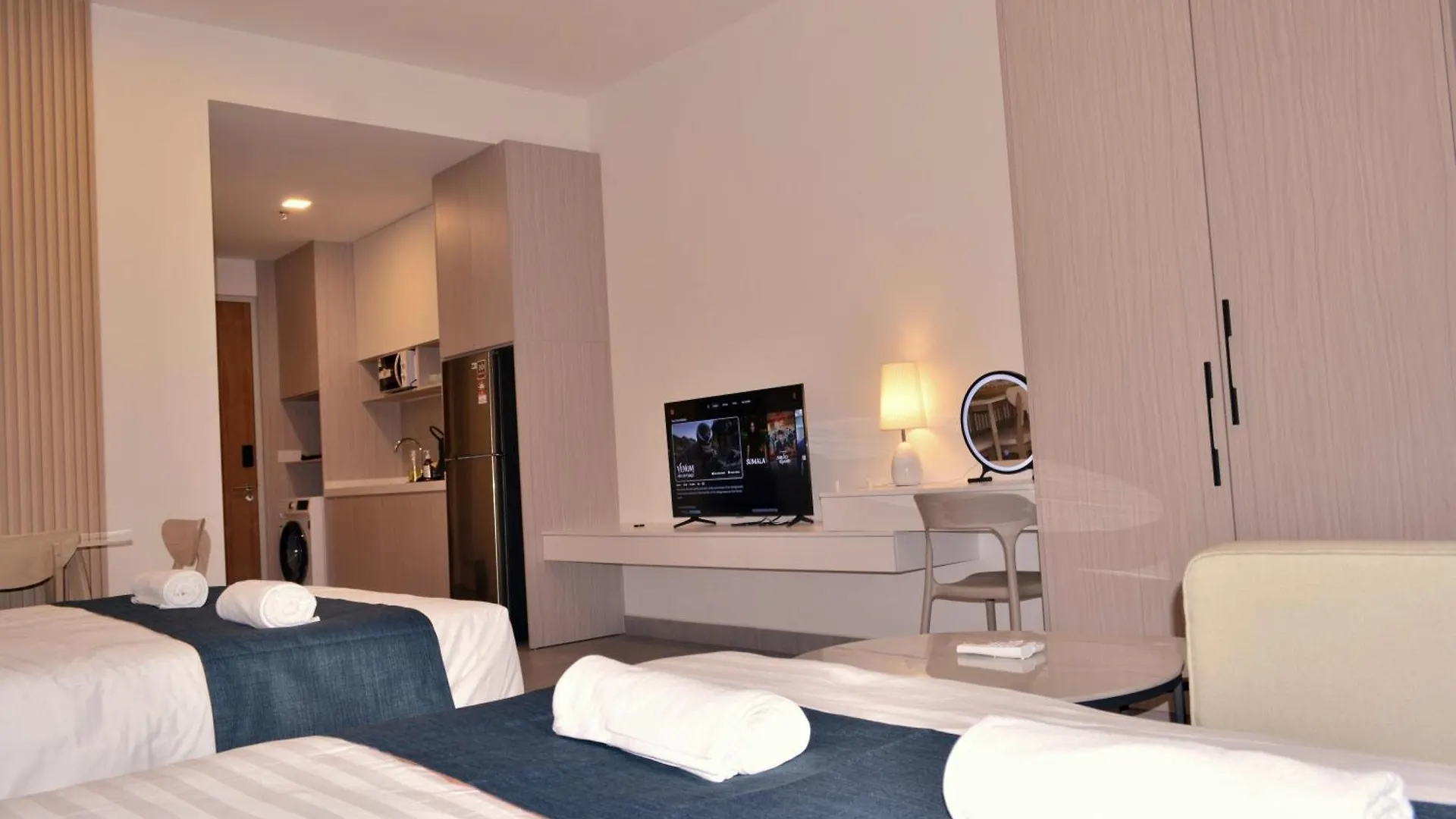 Modern Suite Sunsuria Setia Alam At Shah Alam 5*,  Malaysia