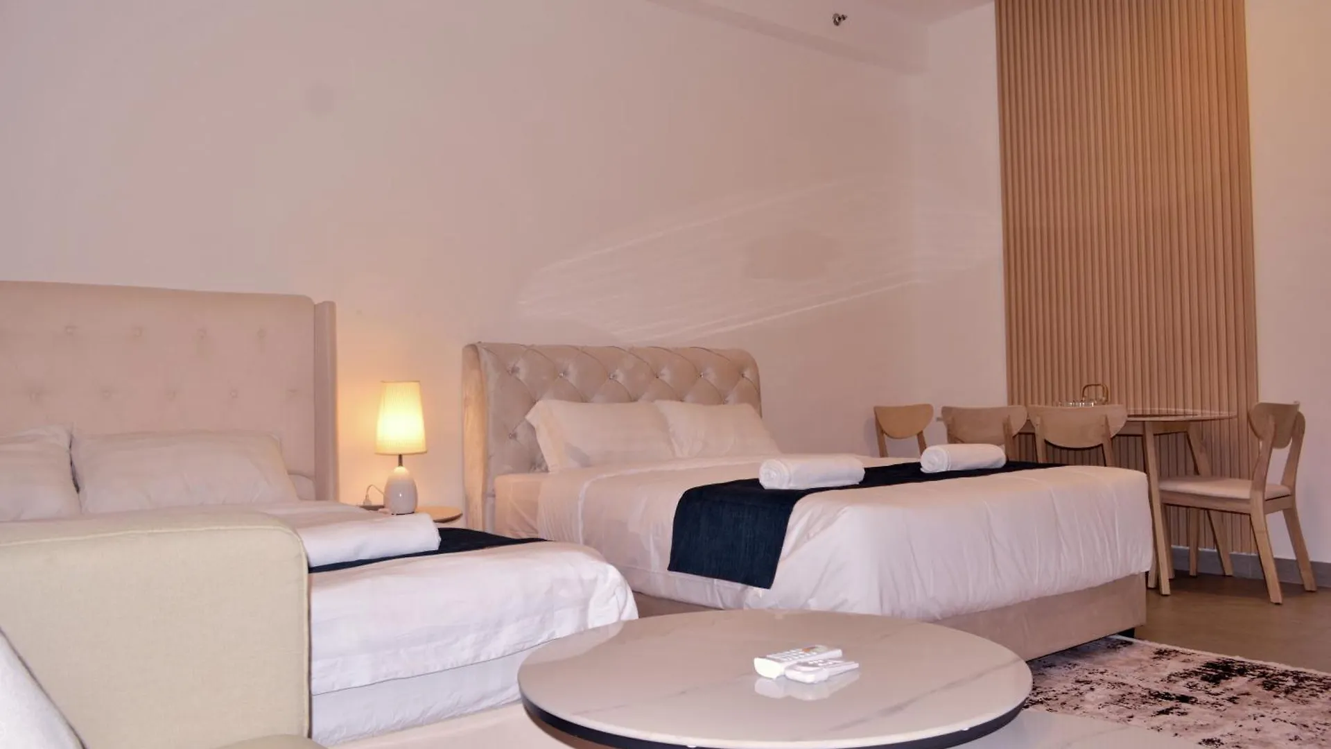 Modern Suite Sunsuria Setia Alam At Shah Alam Hotel