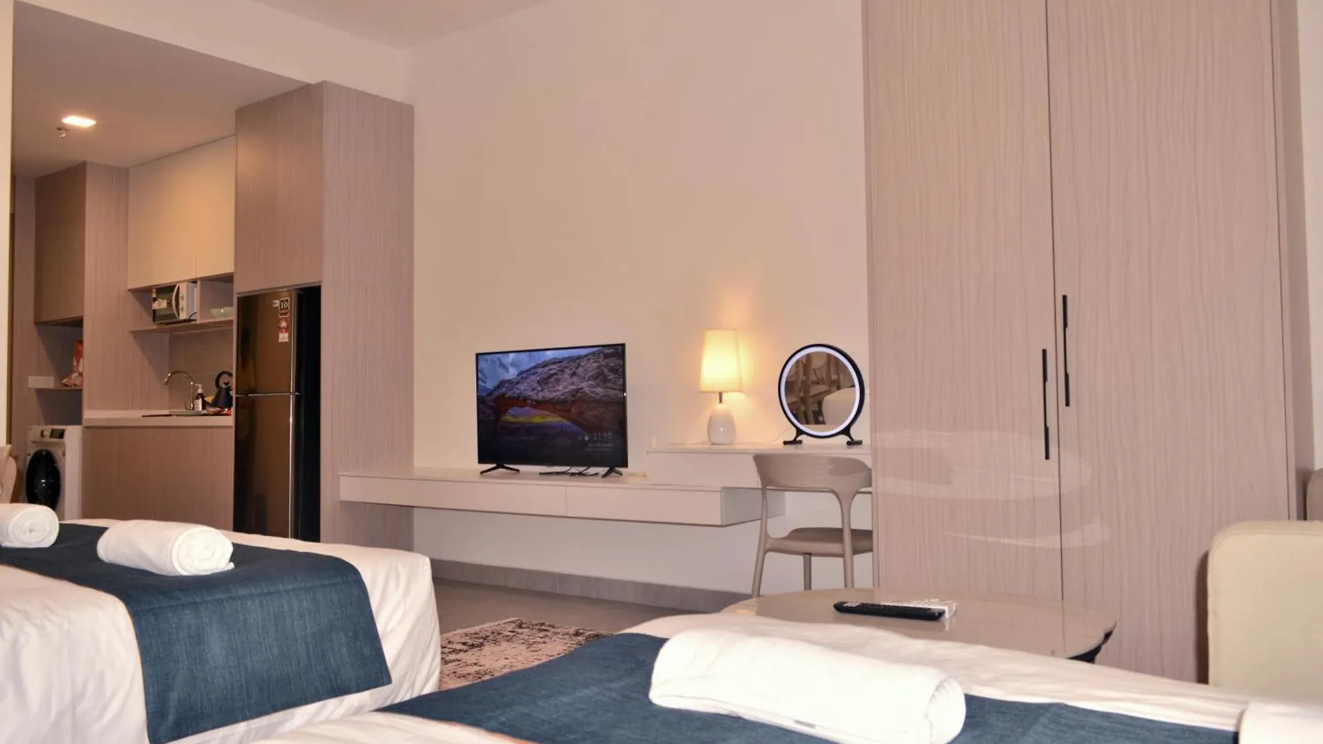 Modern Suite Sunsuria Setia Alam At Shah Alam