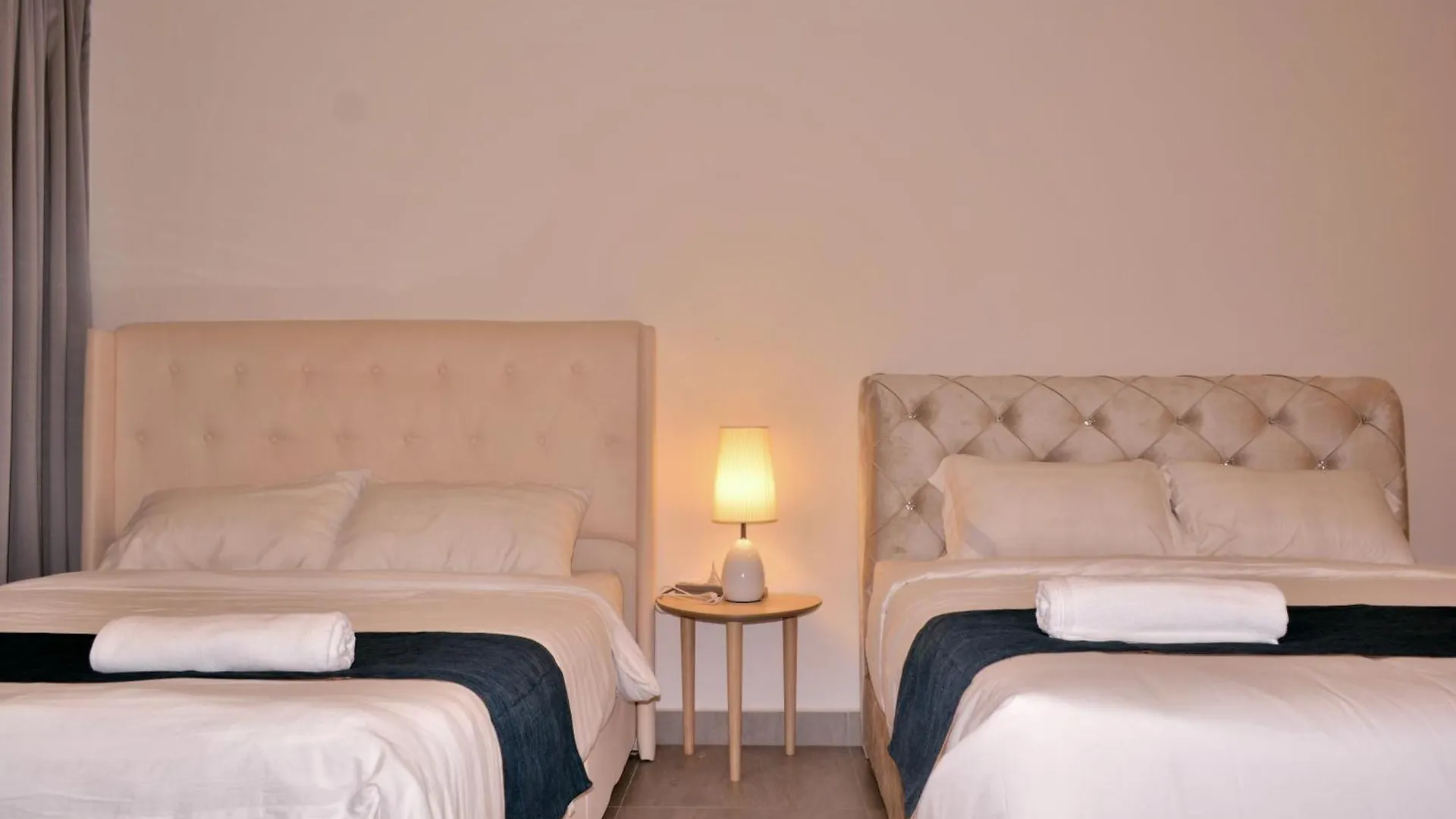 Modern Suite Sunsuria Setia Alam At Shah Alam 5*,  Malaysia